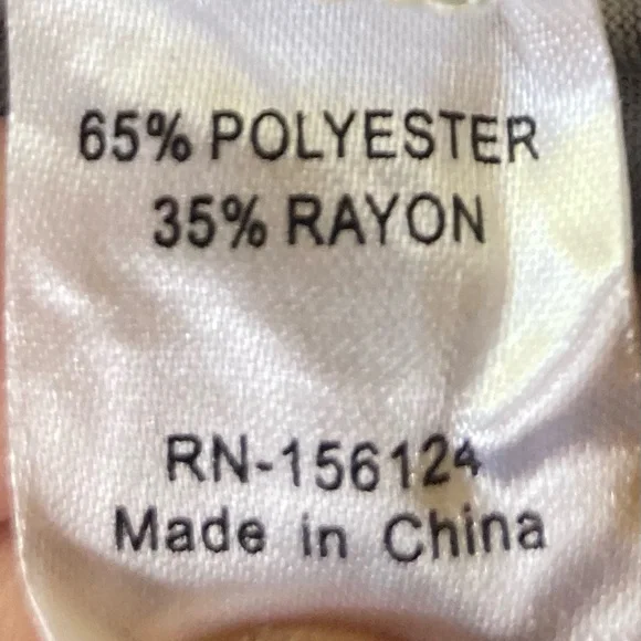 SHANA Green Graphic 3/4 Sleeve Blouse - Picture 5 of 5